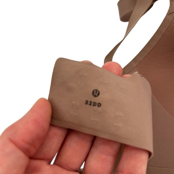 Lululemon hold true bra dusty bronze size 32DD (32E) - Picture 4 of 5